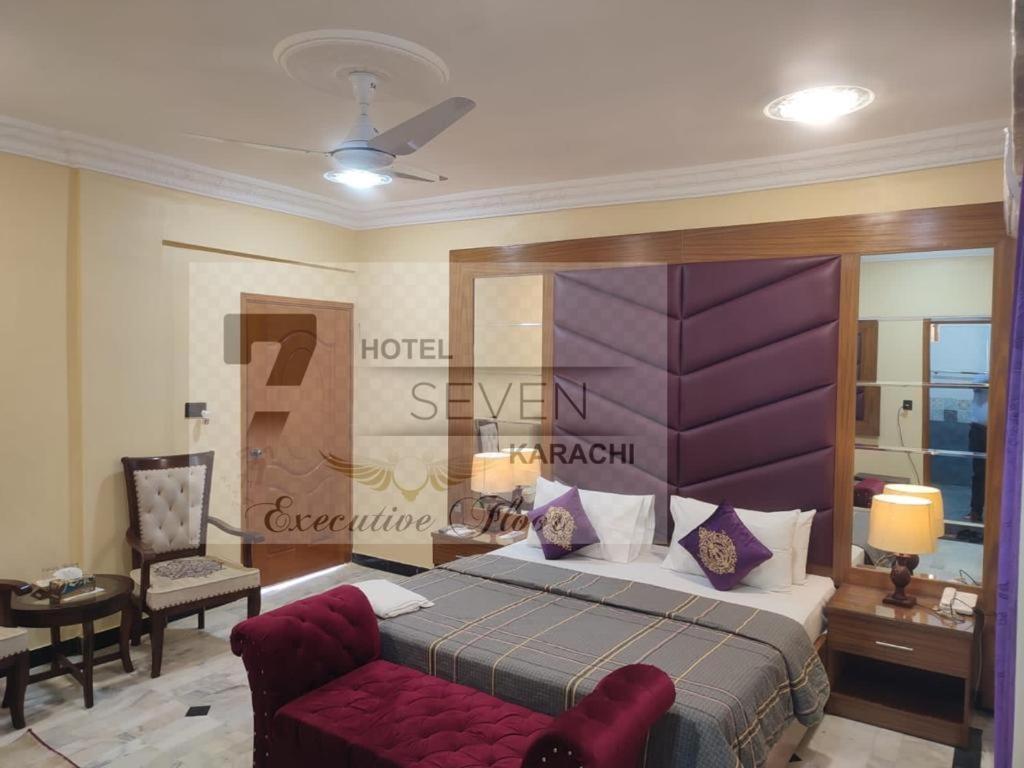 Hotel Seven 7 Karachi Bagian luar foto