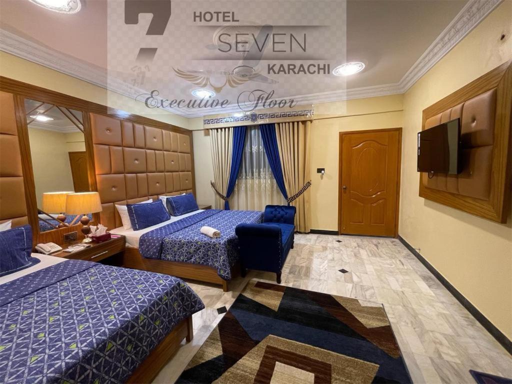 Hotel Seven 7 Karachi Bagian luar foto